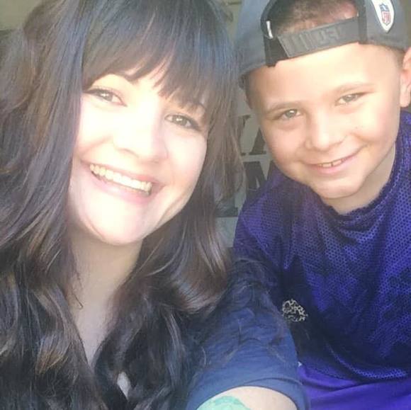 Meet your Posher, Hannah - Picture 1 of 1